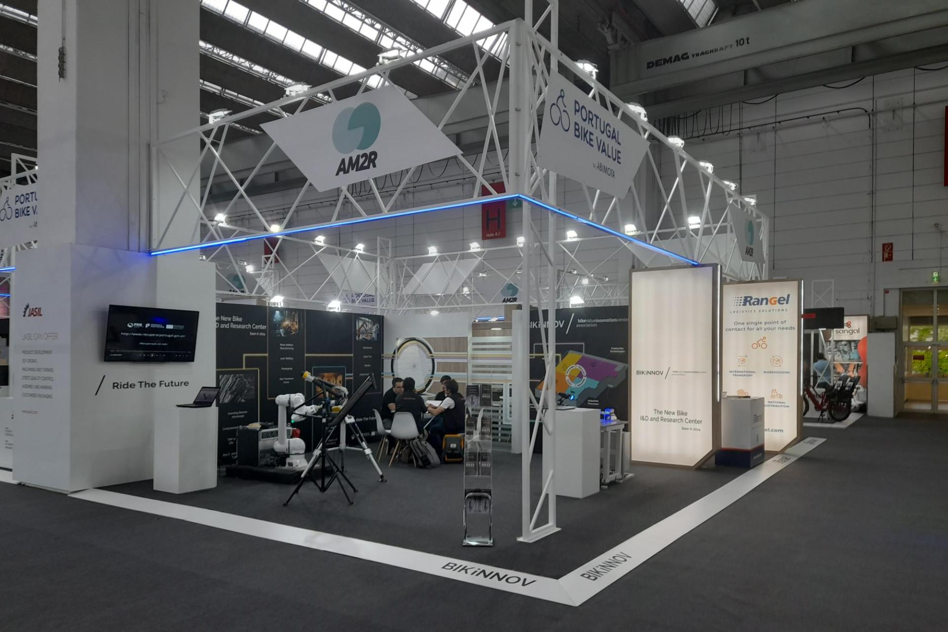 Exhibition stand