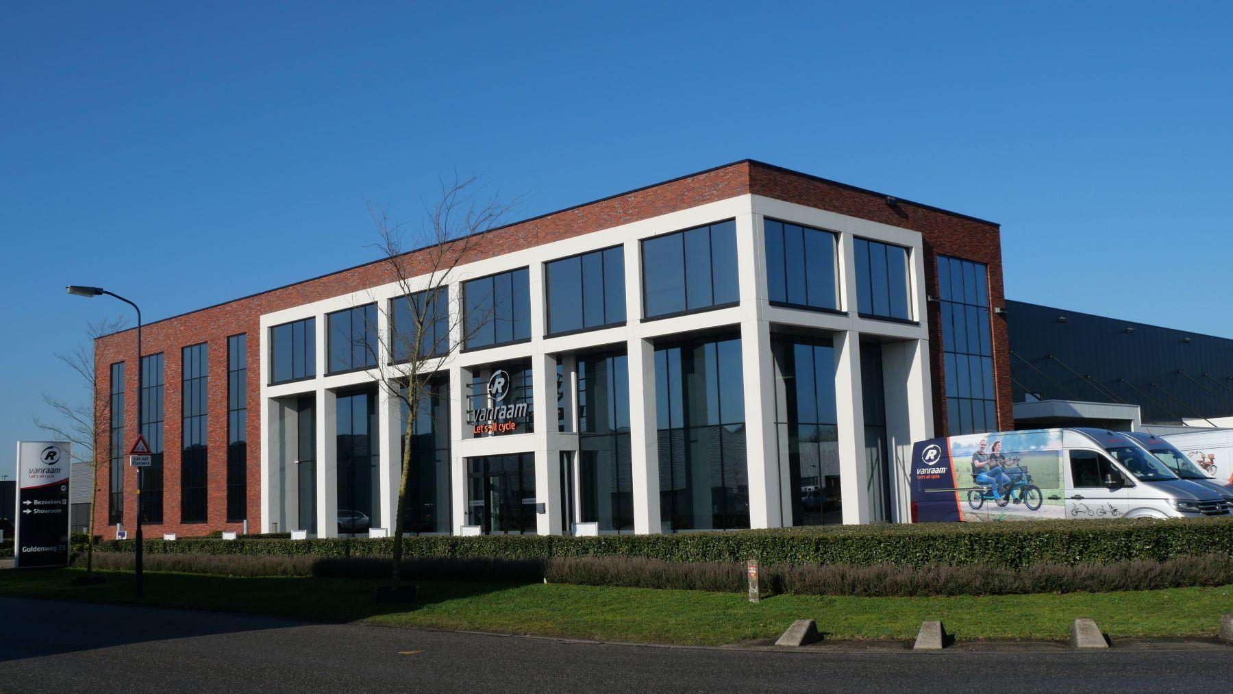 vanRaam Building